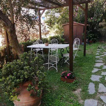 Lägenhet La Casa Del Girasole