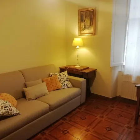 La Casa Del Girasole * 东塞斯特里
